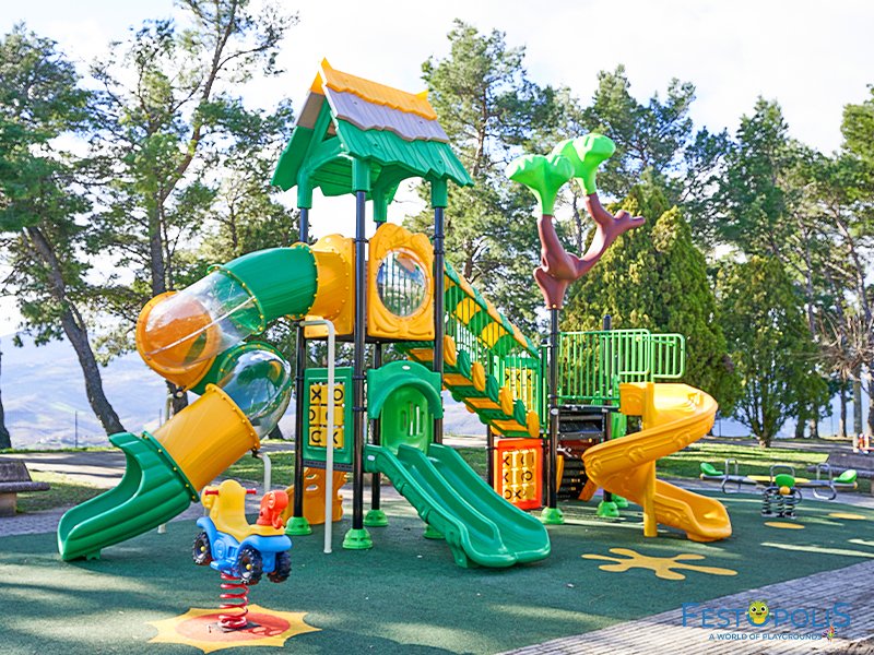 Playground Colonia